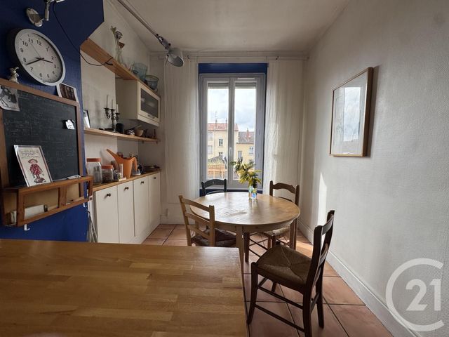 Appartement T3 à vendre - 3 pièces - 62,50 m2 - St Fons - 69 - RHONE-ALPES