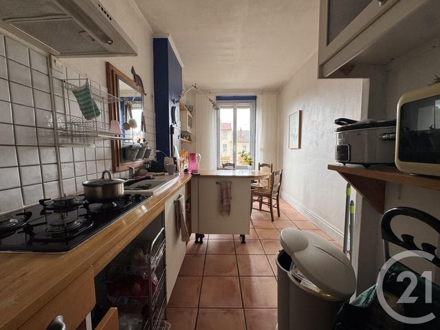 Appartement T3 à vendre - 3 pièces - 62,50 m2 - St Fons - 69 - RHONE-ALPES
