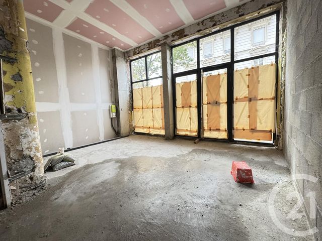 Appartement Local à louer - 1 pièce - 188 m2 - St Fons - 69 - RHONE-ALPES