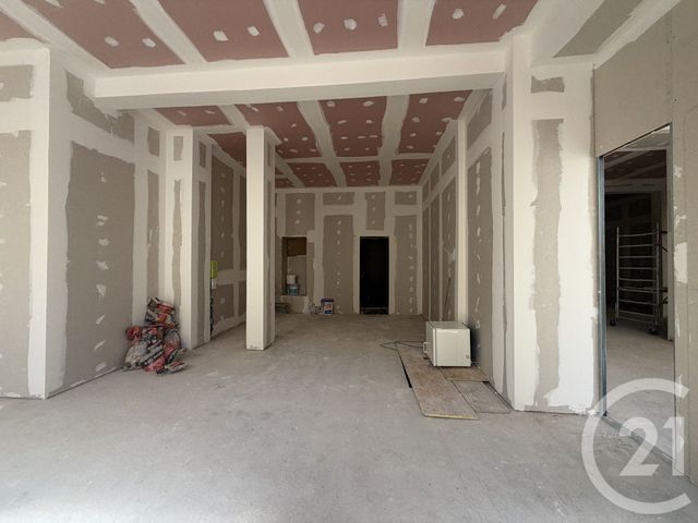 Appartement Local &agrave; louer - 1 pi&egrave;ce - 188 m2 - St Fons - 69 - RHONE-ALPES
