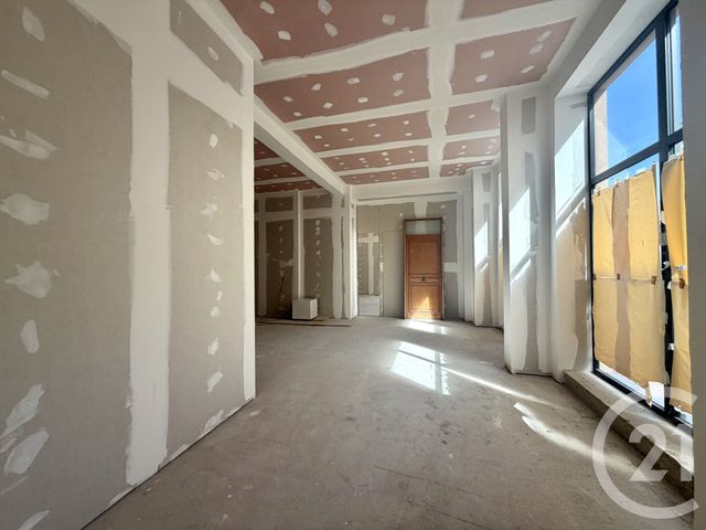Appartement Local &agrave; louer - 1 pi&egrave;ce - 188 m2 - St Fons - 69 - RHONE-ALPES