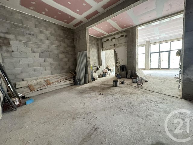 Appartement Local à louer - 1 pièce - 93 m2 - St Fons - 69 - RHONE-ALPES