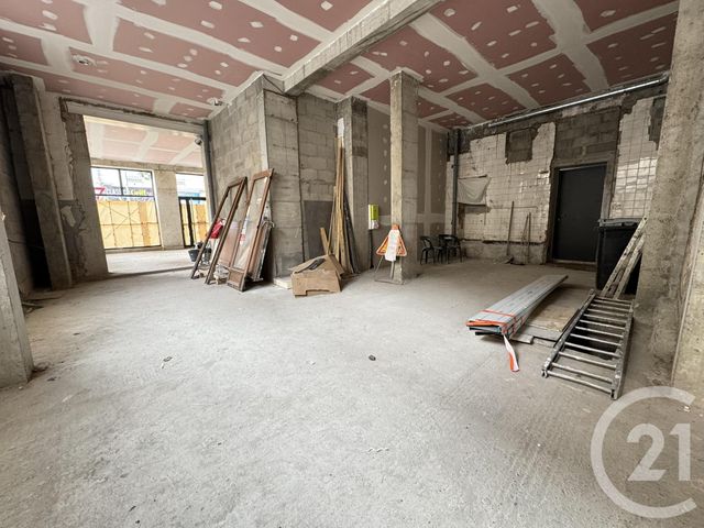 Appartement Local à louer - 1 pièce - 93 m2 - St Fons - 69 - RHONE-ALPES