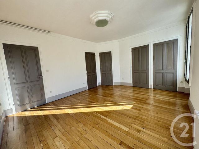 Appartement T5 à louer - 5 pièces - 112,31 m2 - St Fons - 69 - RHONE-ALPES
