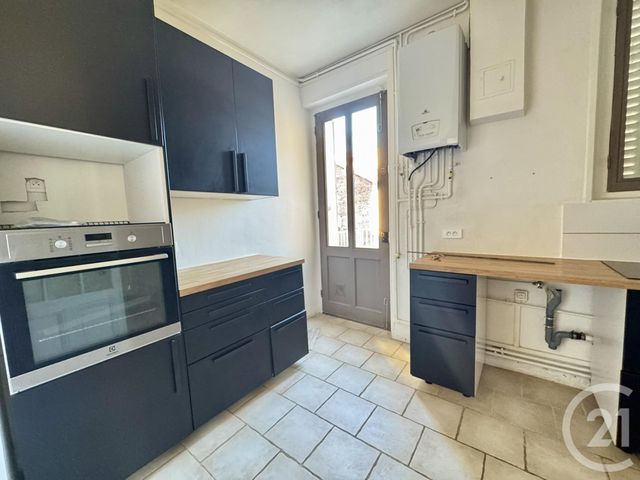 Appartement T5 à louer - 5 pièces - 112,31 m2 - St Fons - 69 - RHONE-ALPES