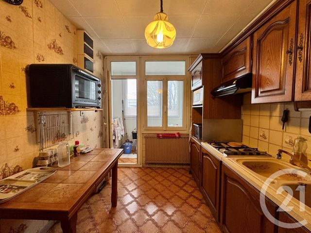 Appartement T3 à vendre - 3 pièces - 62,15 m2 - Venissieux - 69 - RHONE-ALPES