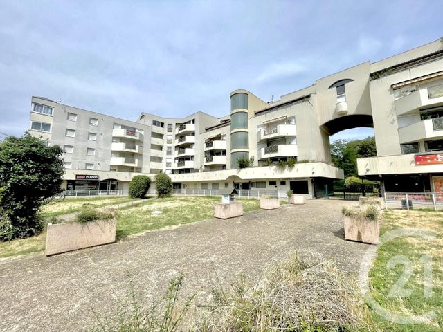 Appartement F5 &agrave; vendre - 5 pi&egrave;ces - 98,45 m2 - St Priest - 69 - RHONE-ALPES