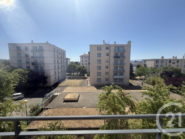 Appartement T3 à vendre - 3 pièces - 57,64 m2 - Venissieux - 69 - RHONE-ALPES