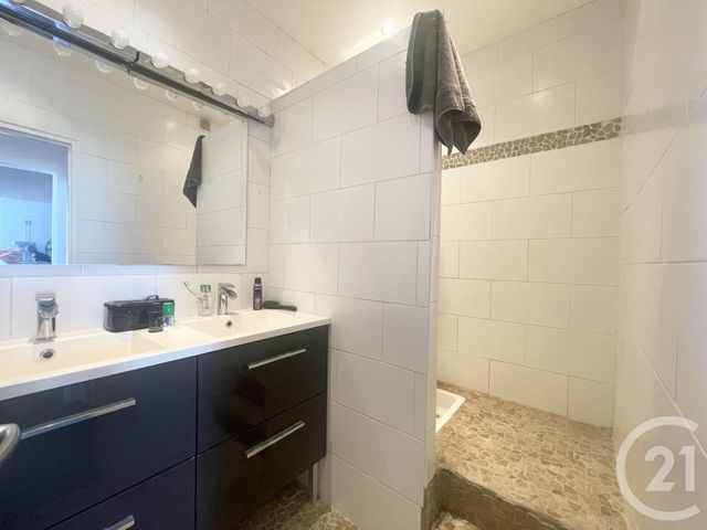 Appartement T2 à vendre - 2 pièces - 48,38 m2 - St Fons - 69 - RHONE-ALPES