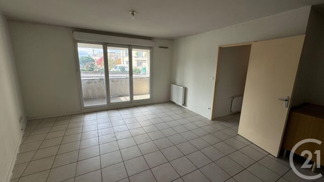 Appartement T3 &agrave; vendre - 3 pi&egrave;ces - 58,10 m2 - St Fons - 69 - RHONE-ALPES