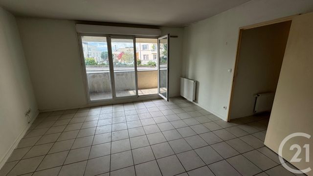 Appartement T3 &agrave; vendre - 3 pi&egrave;ces - 58,10 m2 - St Fons - 69 - RHONE-ALPES