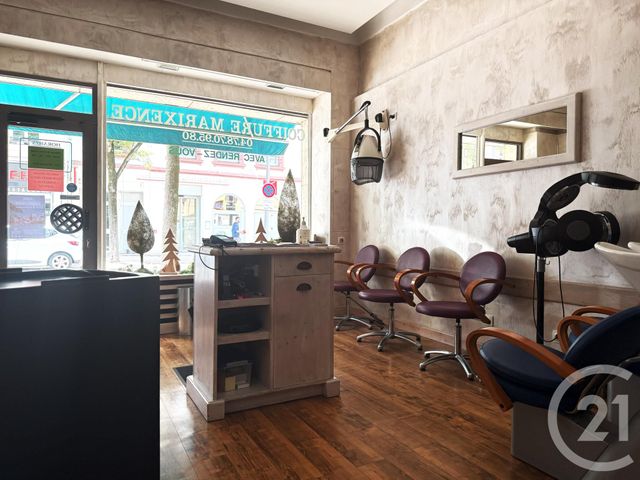 Appartement Local &agrave; vendre - 4 pi&egrave;ces - 72,87 m2 - St Fons - 69 - RHONE-ALPES