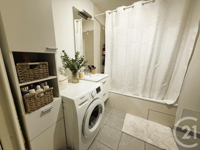 Appartement T2 &agrave; vendre - 2 pi&egrave;ces - 41 m2 - St Fons - 69 - RHONE-ALPES