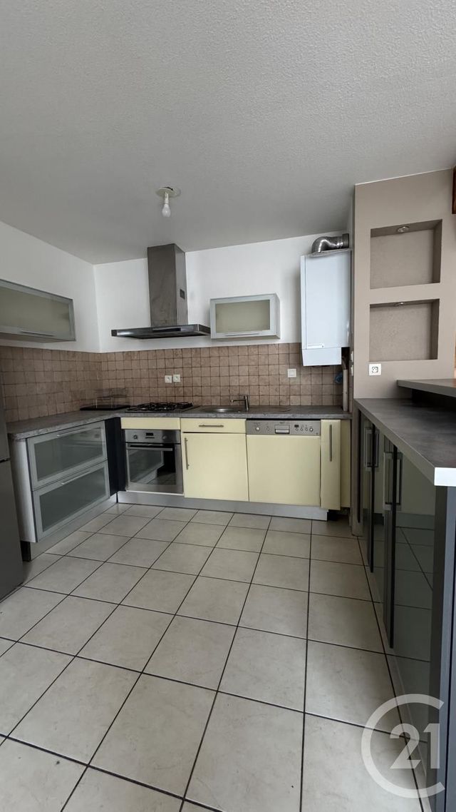 Appartement T3 à vendre - 3 pièces - 71,38 m2 - St Fons - 69 - RHONE-ALPES