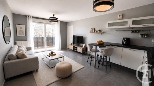 Appartement T4 &agrave; vendre - 4 pi&egrave;ces - 74,11 m2 - St Fons - 69 - RHONE-ALPES