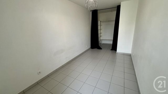 Appartement T4 &agrave; vendre - 4 pi&egrave;ces - 74,11 m2 - St Fons - 69 - RHONE-ALPES