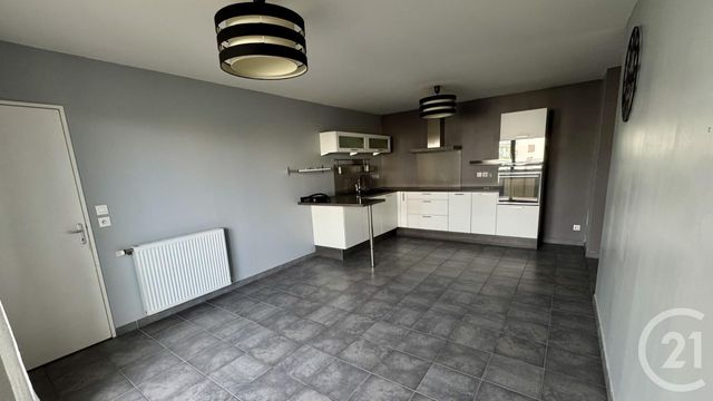 Appartement T4 &agrave; vendre - 4 pi&egrave;ces - 74,11 m2 - St Fons - 69 - RHONE-ALPES