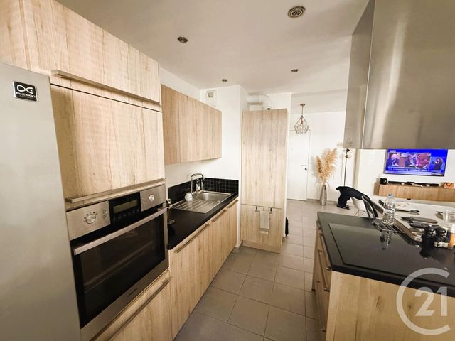 Appartement T3 &agrave; vendre - 3 pi&egrave;ces - 66 m2 - Venissieux - 69 - RHONE-ALPES