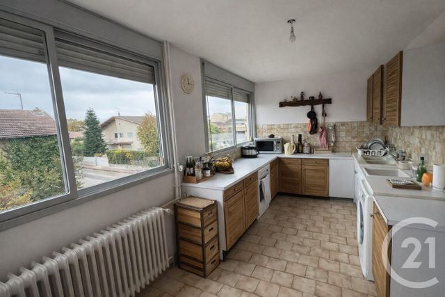 Appartement T5 &agrave; vendre - 5 pi&egrave;ces - 102,01 m2 - Venissieux - 69 - RHONE-ALPES