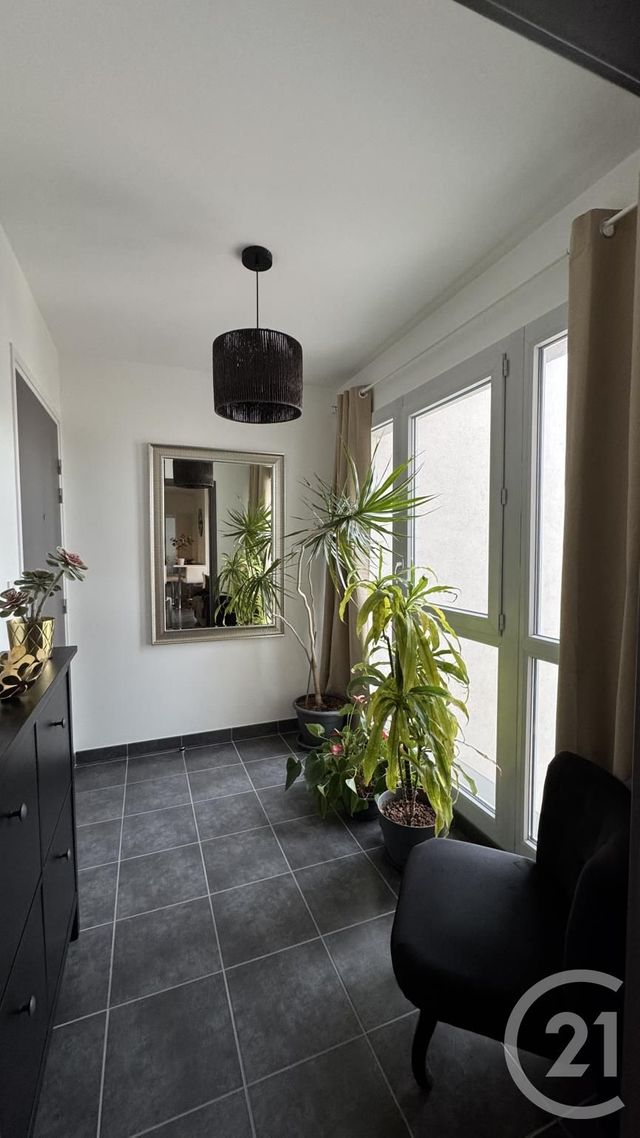 Appartement T3 &agrave; vendre - 3 pi&egrave;ces - 54 m2 - Venissieux - 69 - RHONE-ALPES