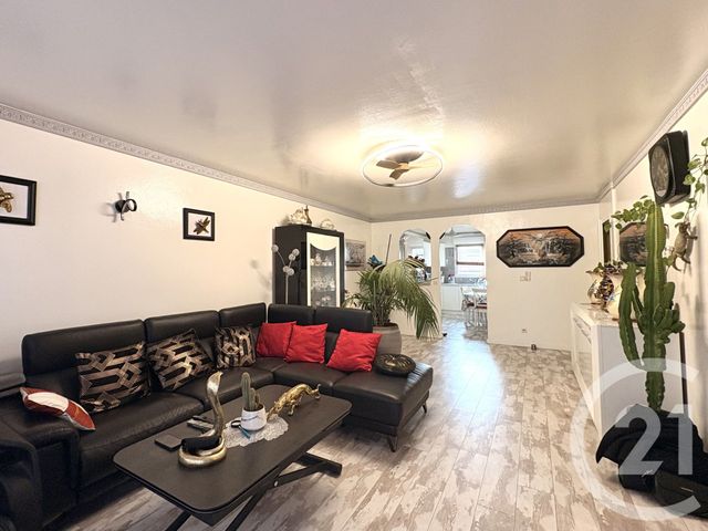 Appartement T4 &agrave; vendre - 4 pi&egrave;ces - 91,90 m2 - St Fons - 69 - RHONE-ALPES