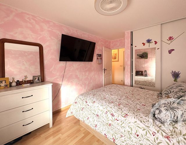 Appartement T4 &agrave; vendre - 4 pi&egrave;ces - 91,90 m2 - St Fons - 69 - RHONE-ALPES