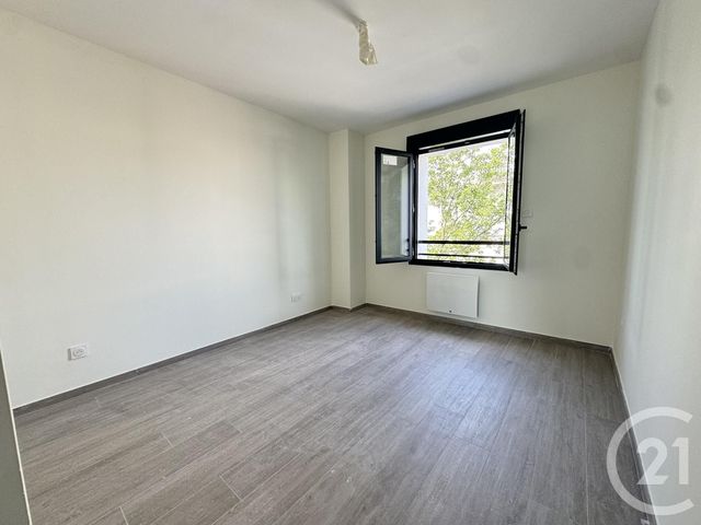 Appartement T3 à louer - 3 pièces - 60,16 m2 - St Fons - 69 - RHONE-ALPES