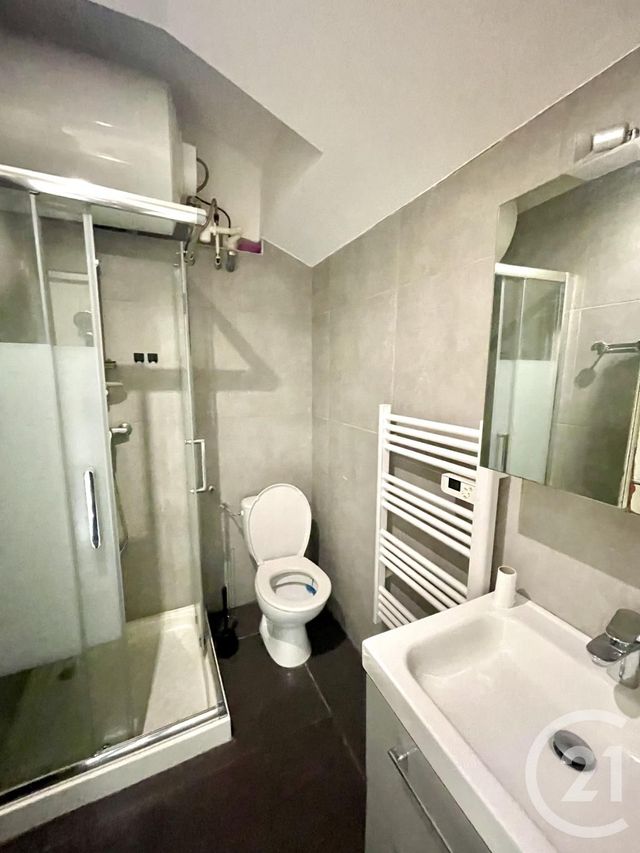 Appartement F2 bis à louer - 2 pièces - 33 m2 - St Fons - 69 - RHONE-ALPES