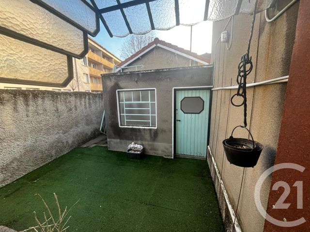 Maison à vendre - 2 pièces - 51,90 m2 - Lyon - 69008 - RHONE-ALPES