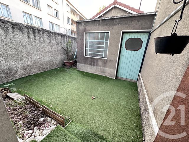 Maison à vendre - 2 pièces - 51,90 m2 - Lyon - 69008 - RHONE-ALPES