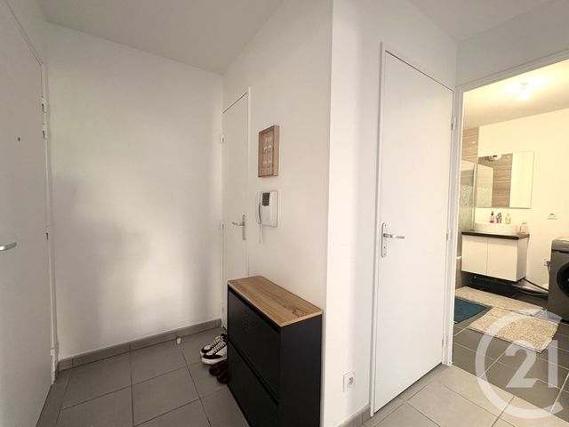 Appartement T3 &agrave; vendre - 3 pi&egrave;ces - 53 m2 - St Fons - 69 - RHONE-ALPES