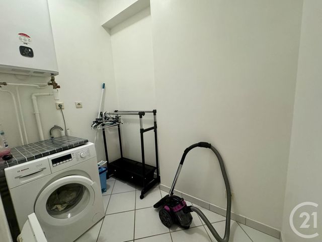 Appartement T2 &agrave; louer - 2 pi&egrave;ces - 43,54 m2 - St Fons - 69 - RHONE-ALPES