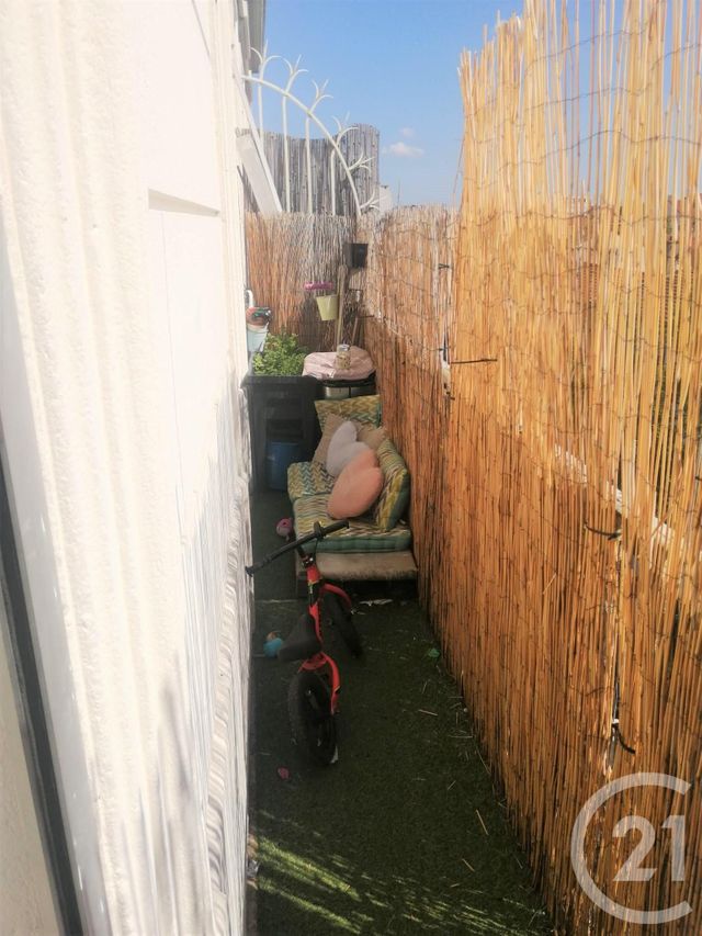 Appartement T2 &agrave; louer - 2 pi&egrave;ces - 45,51 m2 - St Fons - 69 - RHONE-ALPES