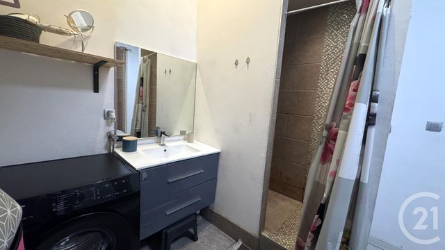 Appartement T2 &agrave; louer - 2 pi&egrave;ces - 45,51 m2 - St Fons - 69 - RHONE-ALPES