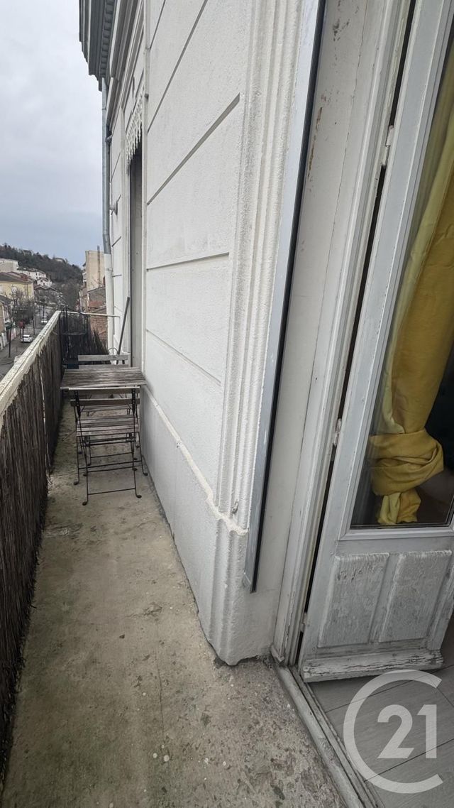 Appartement T2 &agrave; louer - 2 pi&egrave;ces - 45,51 m2 - St Fons - 69 - RHONE-ALPES