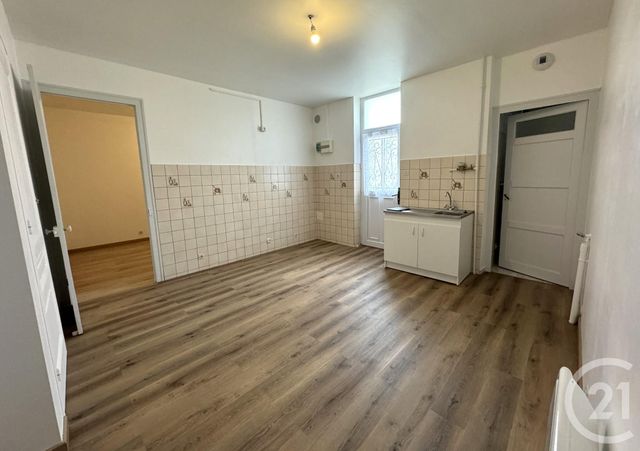 Appartement T3 &agrave; louer - 3 pi&egrave;ces - 45,19 m2 - St Fons - 69 - RHONE-ALPES