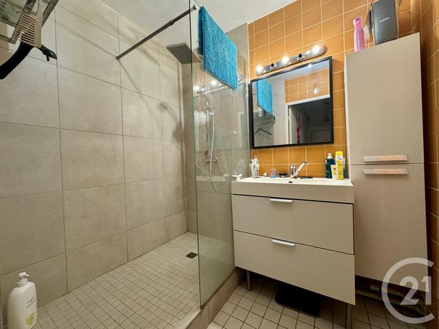 Appartement F4 &agrave; louer - 4 pi&egrave;ces - 91,59 m2 - St Fons - 69 - RHONE-ALPES