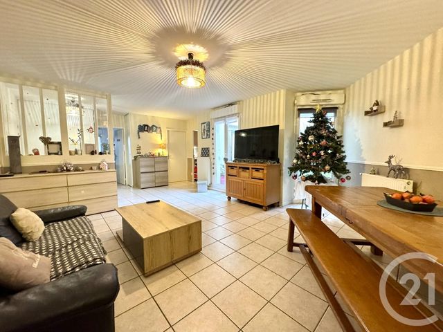 Appartement F4 &agrave; louer - 4 pi&egrave;ces - 91,59 m2 - St Fons - 69 - RHONE-ALPES