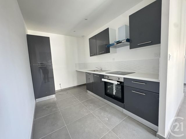 Appartement T2 &agrave; louer - 2 pi&egrave;ces - 40,40 m2 - St Fons - 69 - RHONE-ALPES