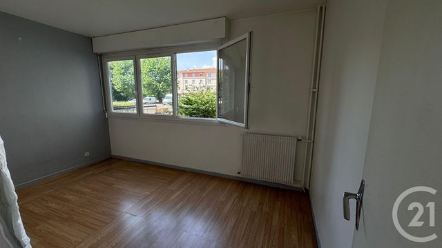 Appartement F2 &agrave; louer - 2 pi&egrave;ces - 56,10 m2 - St Fons - 69 - RHONE-ALPES