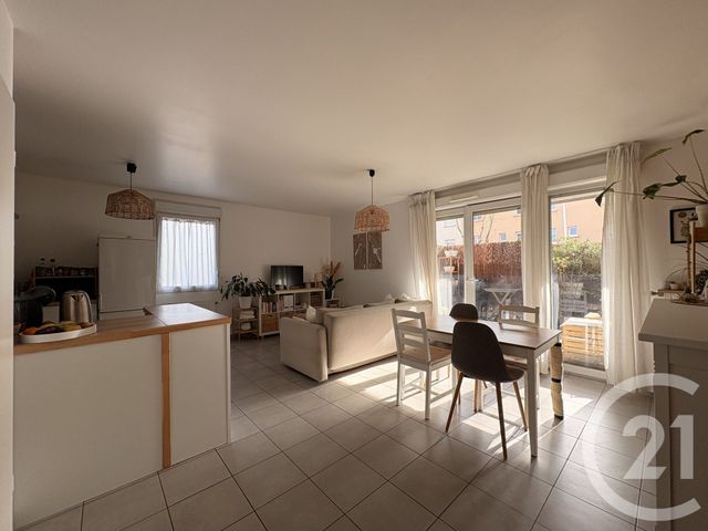 Appartement T2 &agrave; vendre - 2 pi&egrave;ces - 54,03 m2 - Venissieux - 69 - RHONE-ALPES