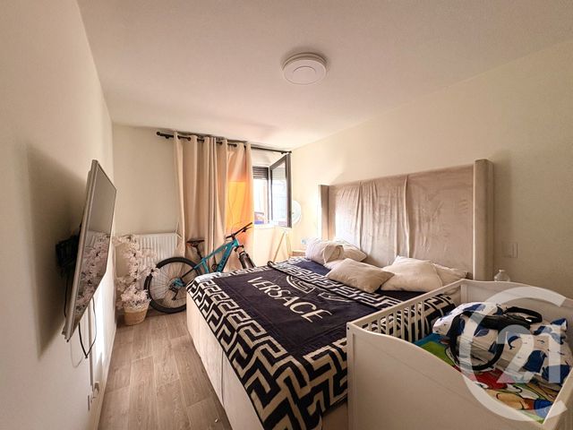 Appartement T3 &agrave; vendre - 3 pi&egrave;ces - 70,04 m2 - St Fons - 69 - RHONE-ALPES