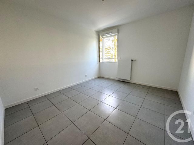 Appartement T3 &agrave; louer - 3 pi&egrave;ces - 60,27 m2 - Givors - 69 - RHONE-ALPES