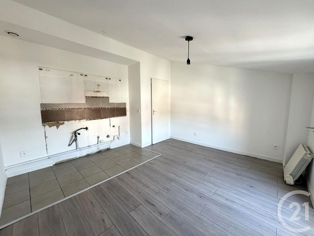 Appartement T2 &agrave; louer - 2 pi&egrave;ces - 31,70 m2 - St Fons - 69 - RHONE-ALPES