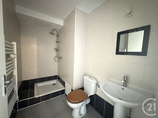 Appartement T2 &agrave; louer - 2 pi&egrave;ces - 31,70 m2 - St Fons - 69 - RHONE-ALPES