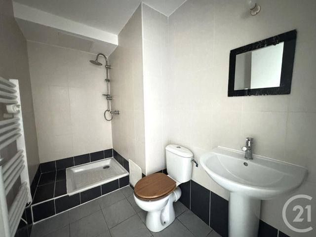 Appartement T2 &agrave; louer - 2 pi&egrave;ces - 31,70 m2 - St Fons - 69 - RHONE-ALPES