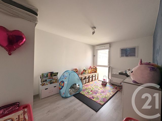 Appartement T4 &agrave; vendre - 4 pi&egrave;ces - 81,66 m2 - St Fons - 69 - RHONE-ALPES