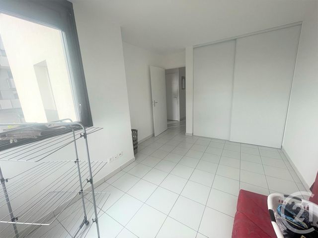 Appartement T3 &agrave; vendre - 3 pi&egrave;ces - 66,10 m2 - St Fons - 69 - RHONE-ALPES