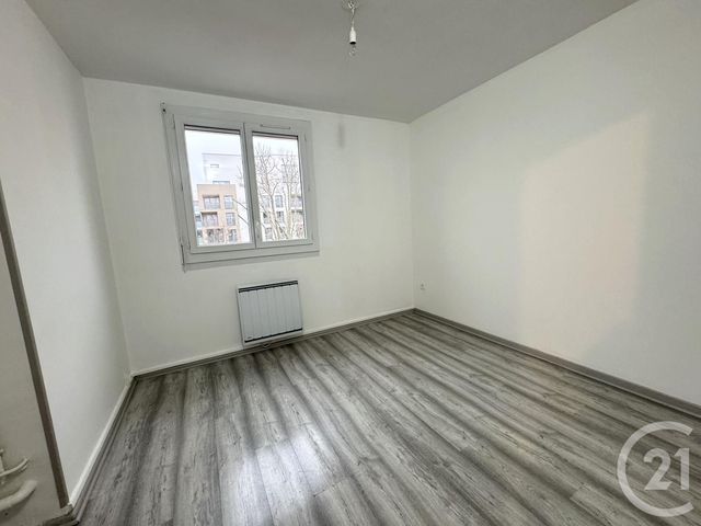 Appartement F4 &agrave; louer - 4 pi&egrave;ces - 63,08 m2 - Venissieux - 69 - RHONE-ALPES