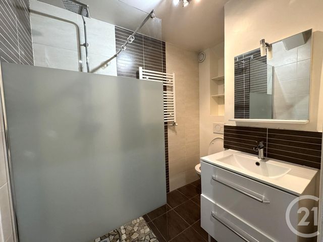 Appartement Duplex &agrave; louer - 3 pi&egrave;ces - 51,39 m2 - St Fons - 69 - RHONE-ALPES